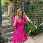 vêtement intérieur satin soie rose